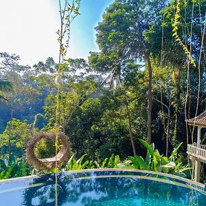 made-punias-jungle.ubudhotelsnow.com/